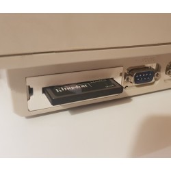 Kieszeń do montażu karty CF...